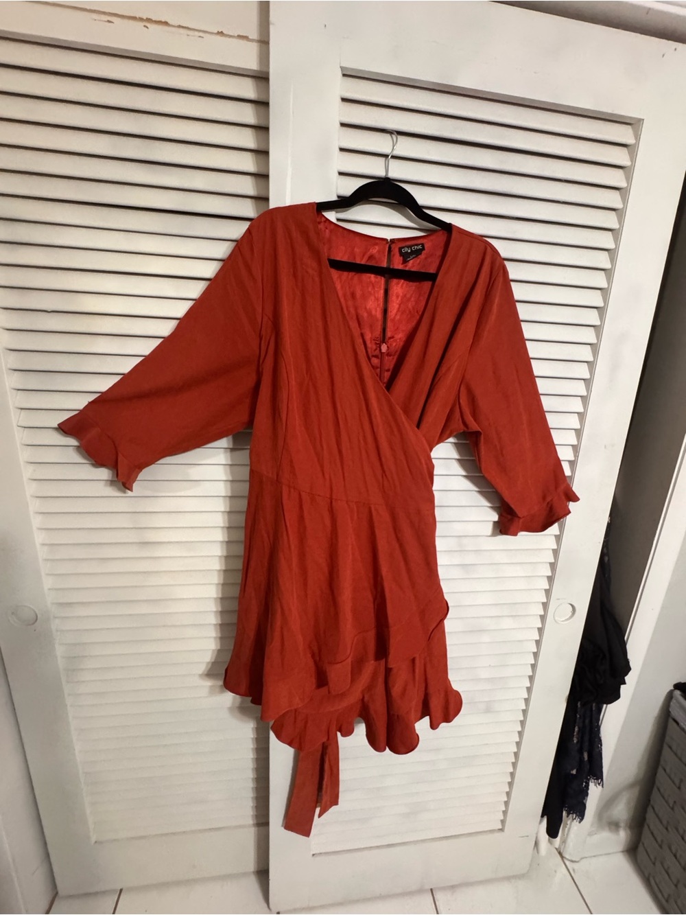 City Chic Rust Red Wrap Ruffle Mini Romper - Picture 2 of 5